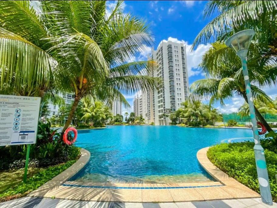 Dangabay Cozyseaview 2bed 3-4pax Acessmall Pangsapuri